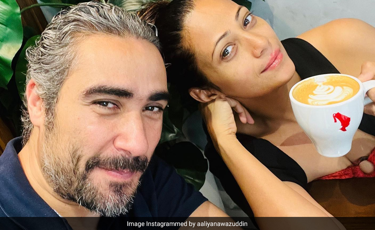 Nawazuddin Siddiqui's Ex-Wife Aaliya Shares Pic With Friend: "Don't I Have The Right To Be Happy"
