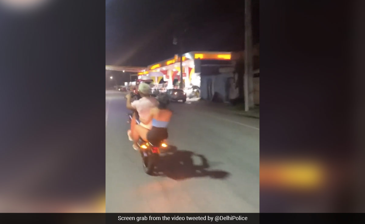 "<i>Jab We Met</i> With An Accident": Delhi Police Shares Video Of Reckless Driving