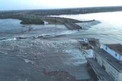 Evacuations Start As Gushing River Poses Major Threat To Ukraine's Kherson Evacuations Start As Gushing River Poses Major Threat To Ukraine's Kherson