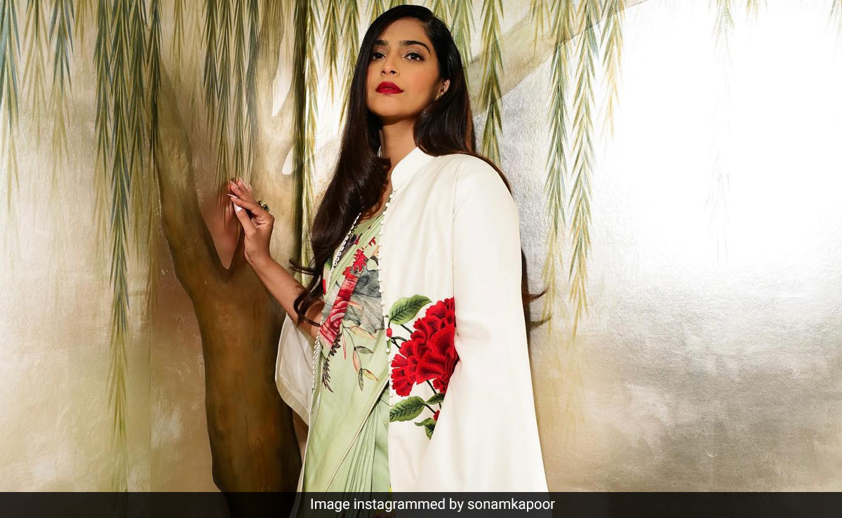 Sonam Kapoor's Floral Saree Represents India At Rishi Sunak's ...