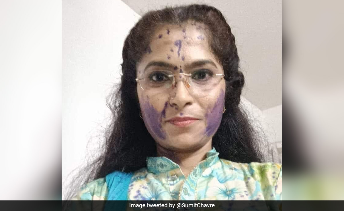 Uddhav Thackeray's Party Woman Attacked With Ink, Manhandled During Event