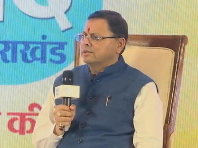 लव जिहाद पर बोले CM पुष्कर सिंह धामी - "बेटियों के साथ छल करने पर होगी सख्त कार्रवाई"