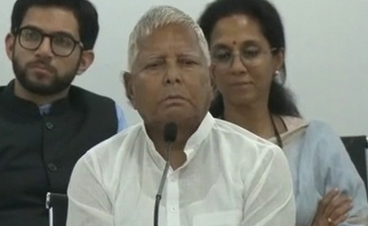 "दाढ़ी छोटी कीजिए, जल्दी ब्याह कीजिए, हम बारात में जाएंगे..." : राहुल गांधी को लालू की नसीहत