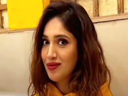 भूमि पेडनेकर ने थ्रोबैक वीडियो शेयर कर के बताया अपना फेवरेट फूड, यहां देखें मजेदार वीडियो भूमि पेडनेकर ने थ्रोबैक वीडियो शेयर कर के बताया अपना फेवरेट फूड, यहां देखें मजेदार वीडियो
