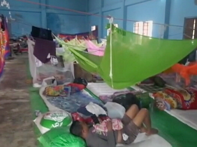 मणिपुर में हिंसा के कारण हजारों लोग राहत शिविरों में गुजार रहे दिन