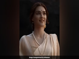 Adipurush Box Office Collection Day 9: डायलॉग और प्राइस के दांव के बाद घट-बढ़ रही 'आदिपुरुष' की रफ्तार, 9वें दिन की इतनी कमाई Adipurush Box Office Collection Day 9: डायलॉग और प्राइस के दांव के बाद घट-बढ़ रही 'आदिपुरुष' की रफ्तार, 9वें दिन की इतनी कमाई