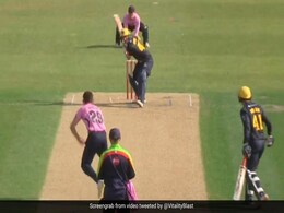 6 6 6 6 6 6 6, इंग्लैंड के विकेटकीपर बल्लेबाज ने 38 गेंद पर शतक लगाकर मचाई धूम, T20 में बना दिया रिकॉर्ड, Video 6 6 6 6 6 6 6, इंग्लैंड के विकेटकीपर बल्लेबाज ने 38 गेंद पर शतक लगाकर मचाई धूम, T20 में बना दिया रिकॉर्ड, Video