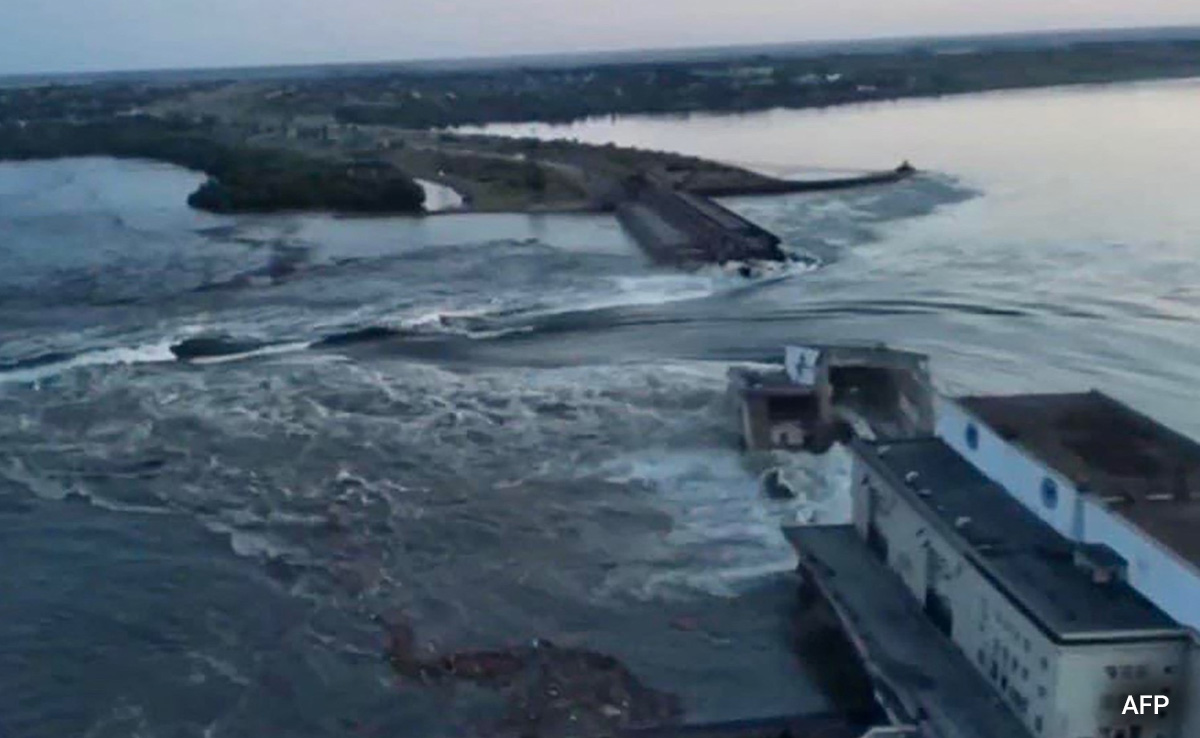 150 Tonnes Of Engine Oil Spills Into River After Dam Blown Up: Ukraine