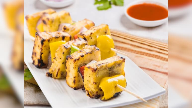 एयर फ्रायर रेसिपी: Air Fryer मे बनाएं पनीर टिक्का, नहीं पड़ेगी ओवन की जरूरत, नोट करें रेसिपी एयर फ्रायर रेसिपी: Air Fryer मे बनाएं पनीर टिक्का, नहीं पड़ेगी ओवन की जरूरत, नोट करें रेसिपी