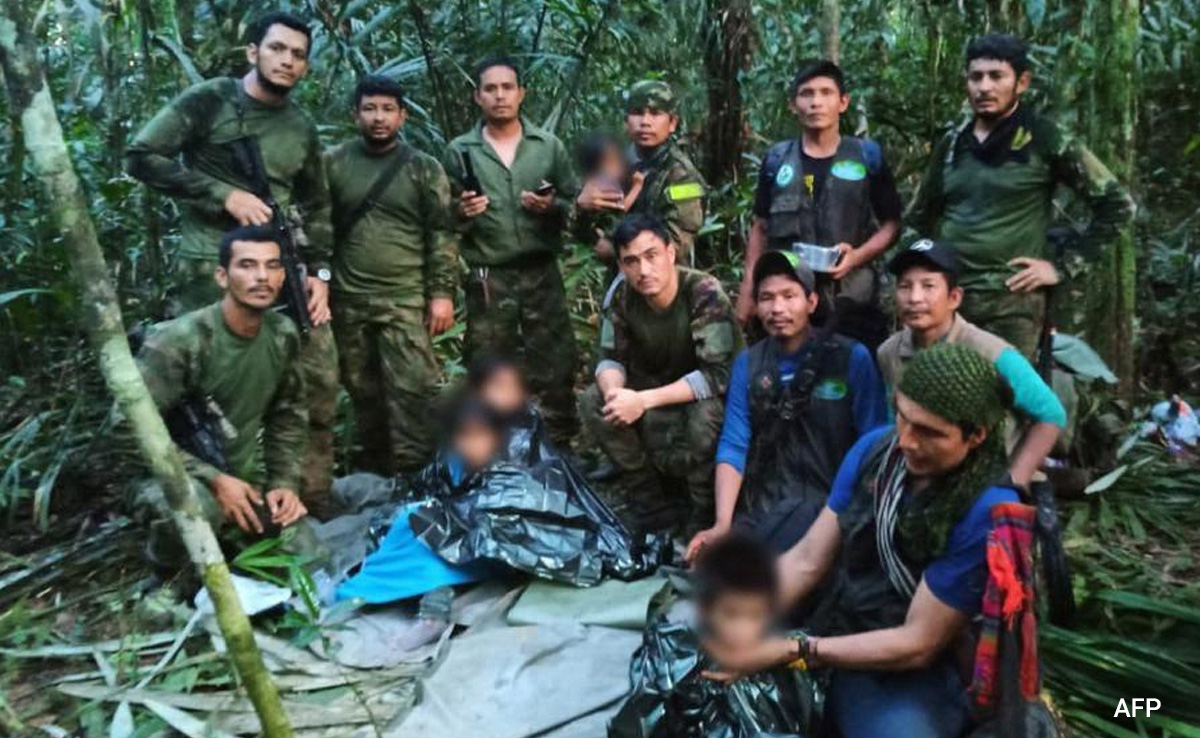 Colombia Awards Medals To Rescuers Who Found Missing Children After 40 Days In Amazon