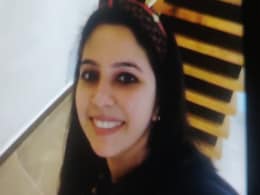 Delhi Woman, 34, Dies After Touching Electric Pole At Railway Station Delhi Woman, 34, Dies After Touching Electric Pole At Railway Station