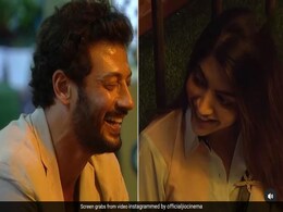 आकांक्षा पुरी के साथ शादी का प्लान बनाते दिखे जद हदीद, लोग बोले - मीका का क्या? आकांक्षा पुरी के साथ शादी का प्लान बनाते दिखे जद हदीद, लोग बोले - मीका का क्या?