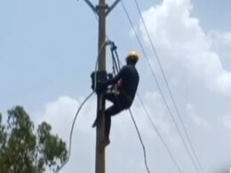 MP: शहडोल के इस गांव में सालों से नहीं पहुंचा विकास, PM मोदी के दौरे से पहले बदलने लगी तस्वीर MP: शहडोल के इस गांव में सालों से नहीं पहुंचा विकास, PM मोदी के दौरे से पहले बदलने लगी तस्वीर