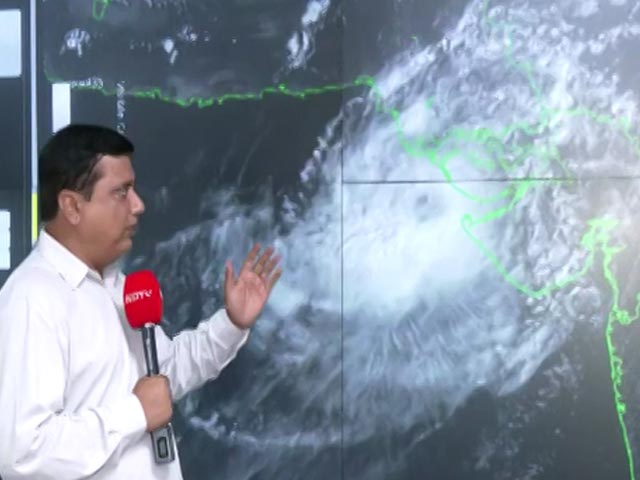 From Weather Office's Control Centre, Live Satellite Images Of Cyclone Biparjoy