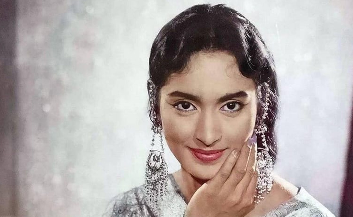 नूतन की पोती दिखने में हैं बला की खूबसूरत, सादगी और मासूमियत के लोग भी हुए दीवाने, फोटो देख बोले- दादी की टू कॉपी