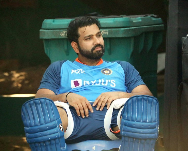 ''भयानक ट्रेजडी कोहली कप्तान नहीं हैं..'', रोहित शर्मा पर भड़के अनिल कपूर के बेटे हर्षवर्धन, ट्वीट ने मचाई खलबली