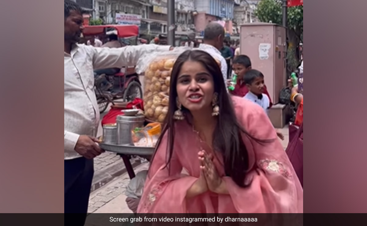 Sara Ali Khan Reacts To Her Mimicry Video. Here's What She Wrote