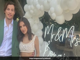 Inside <i>Stranger Things</i> Star Millie Bobby Brown's Engagement Party Inside <i>Stranger Things</i> Star Millie Bobby Brown's Engagement Party