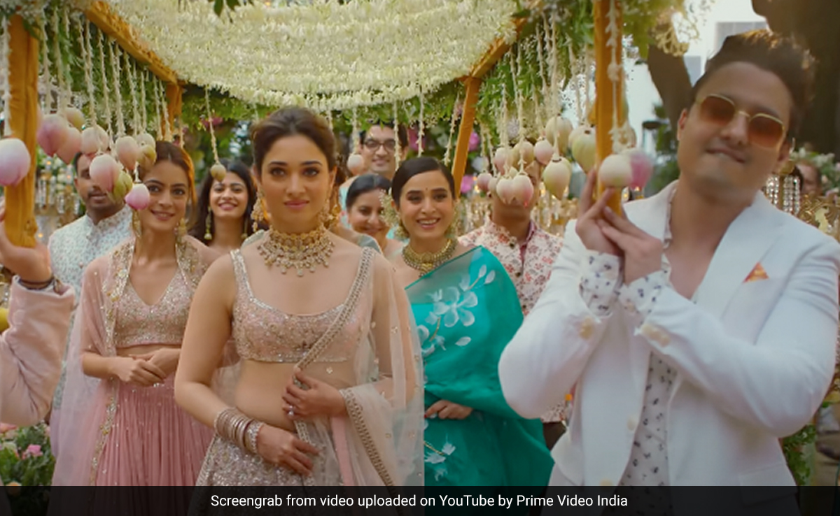 <i>Jee Karda</i> Review: Tamannaah Gives Mildly Diverting Rom-Com Her All