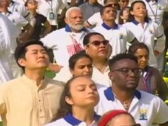 UN मुख्यालय में PM मोदी का योग, 135 देशों के करीब 8 हजार लोग हुए शामिल, जानें- 5 बड़ी बातें