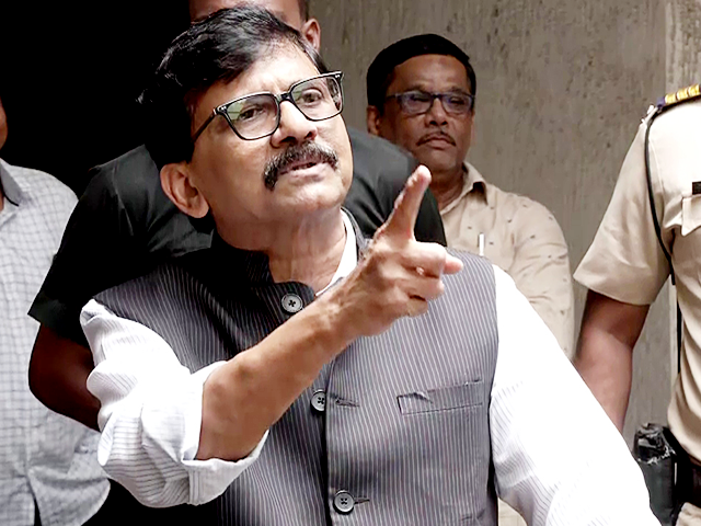 हिंसा करवाने के लिए बाहर से लोगों को कोल्हापुर लाया गया : संजय राउत