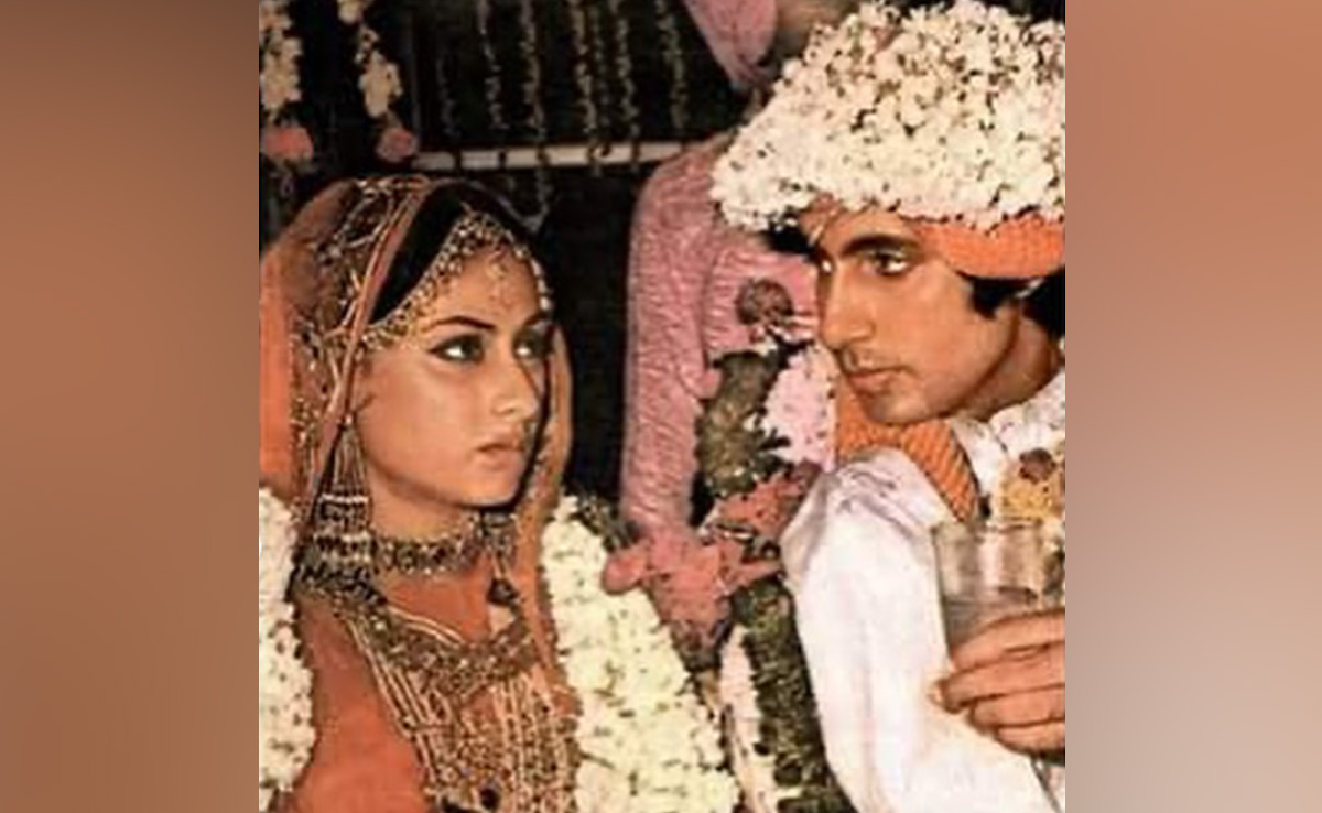 On Amitabh-Jaya Bachchan's 50th Wedding Anniversary, Son Abhishek's Adorable Tribute