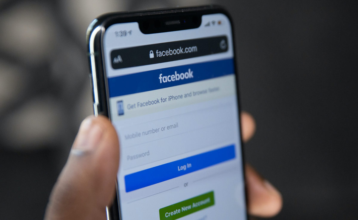 US Man Sues Facebook For Banning His Account For No Reason, Wins $50,000