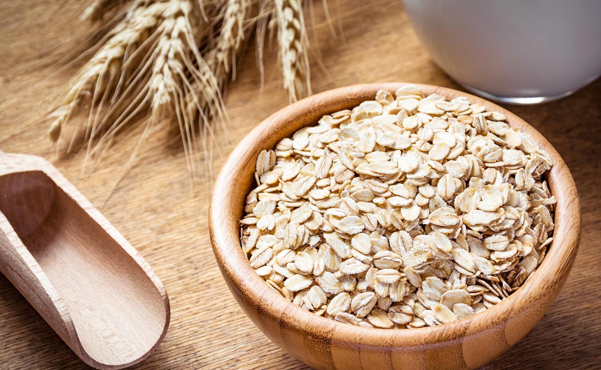 डायबिटीज मरीजों के लिए बेहद फायदेमंद है दलिया, जानिए कैसे करें सेवन