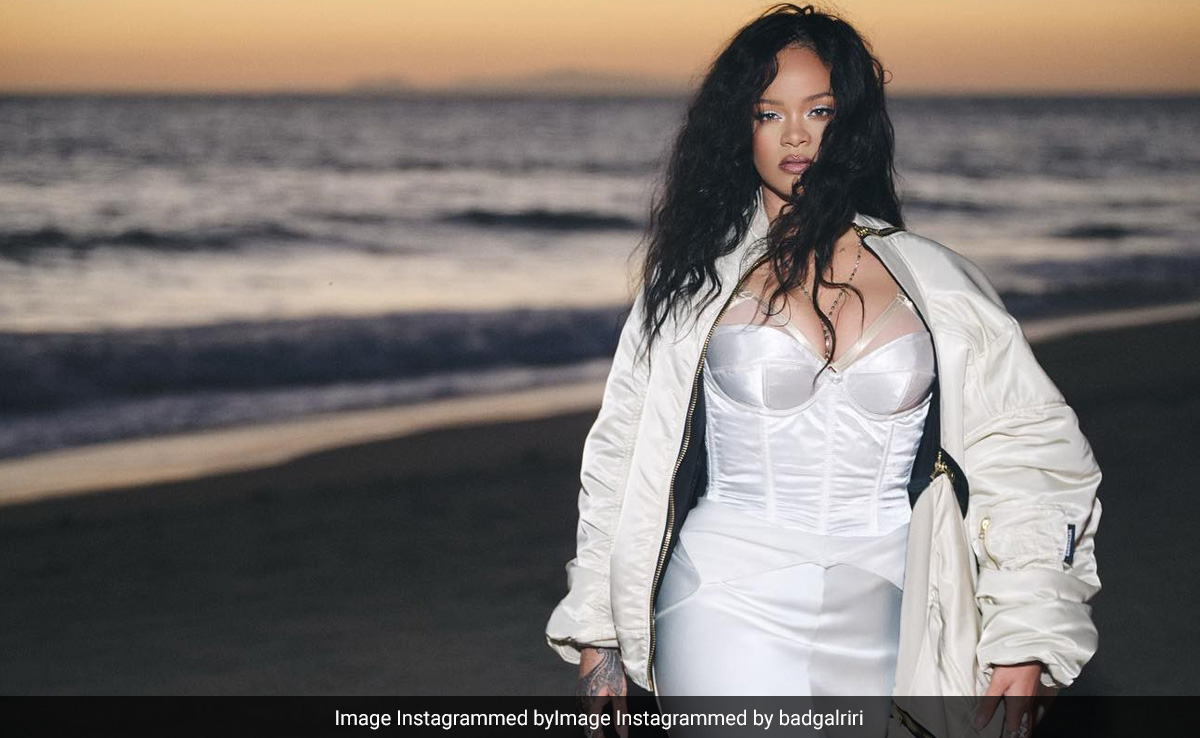 This Arizona Man Was Taken By Surprise When Rihanna Rented His Home For Rs 4 Crore A Week