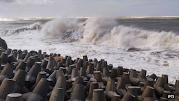 1 Injured As Part Of Under-Construction Jetty Collapses In Gujarat