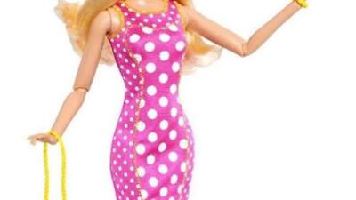 barbie pink polka dot dress Margot Robbie Wore a Custom Valentino Barbie Dress