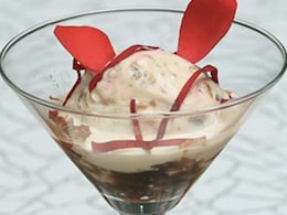 Gulkand Ice Cream: आइसक्रीम में चाहते हैं यूनिक फ्लेवर तो  एक बार जरूर ट्राई करें गुलकंद आइसक्रीम, स्वाद ऐसा की भूल नहीं पाएंगे आप... Gulkand Ice Cream: आइसक्रीम में चाहते हैं यूनिक फ्लेवर तो  एक बार जरूर ट्राई करें गुलकंद आइसक्रीम, स्वाद ऐसा की भूल नहीं पाएंगे आप...