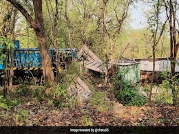ओडिशा में प्राइवेट लाइन पर मालगाड़ी हुई बेपटरी, 3 दिन पहले ही हुआ है भीषण रेल हादसा ओडिशा में प्राइवेट लाइन पर मालगाड़ी हुई बेपटरी, 3 दिन पहले ही हुआ है भीषण रेल हादसा