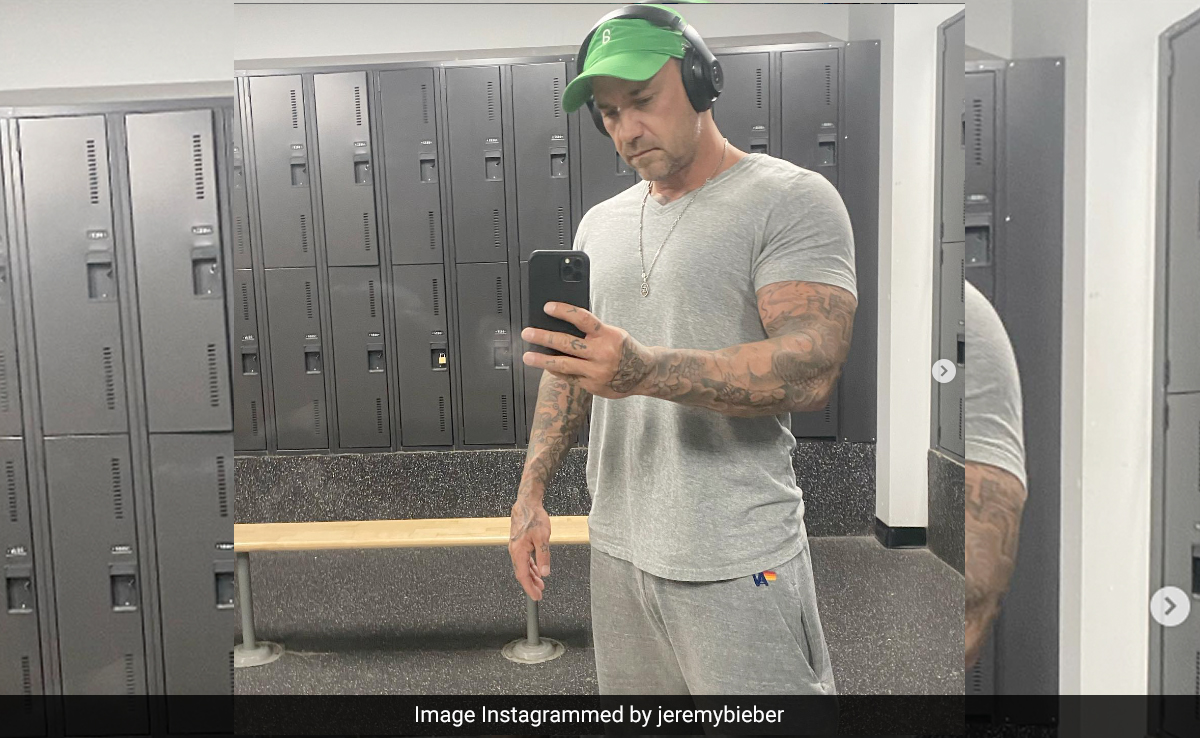 Justin Bieber's Father Posts Offensive Pride Post, Apologises Later