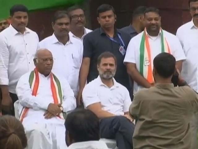 35 Leaders Of KCR's Party To Join Congress Ahead Of Telangana Polls: Sources