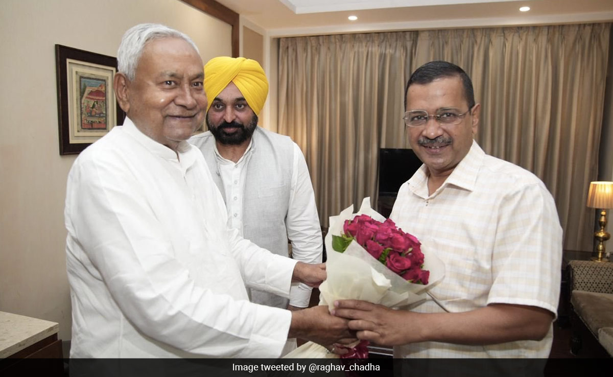 Nitish Kumar Calls On Arvind Kejriwal In Patna Ahead Of Big Opposition Meet