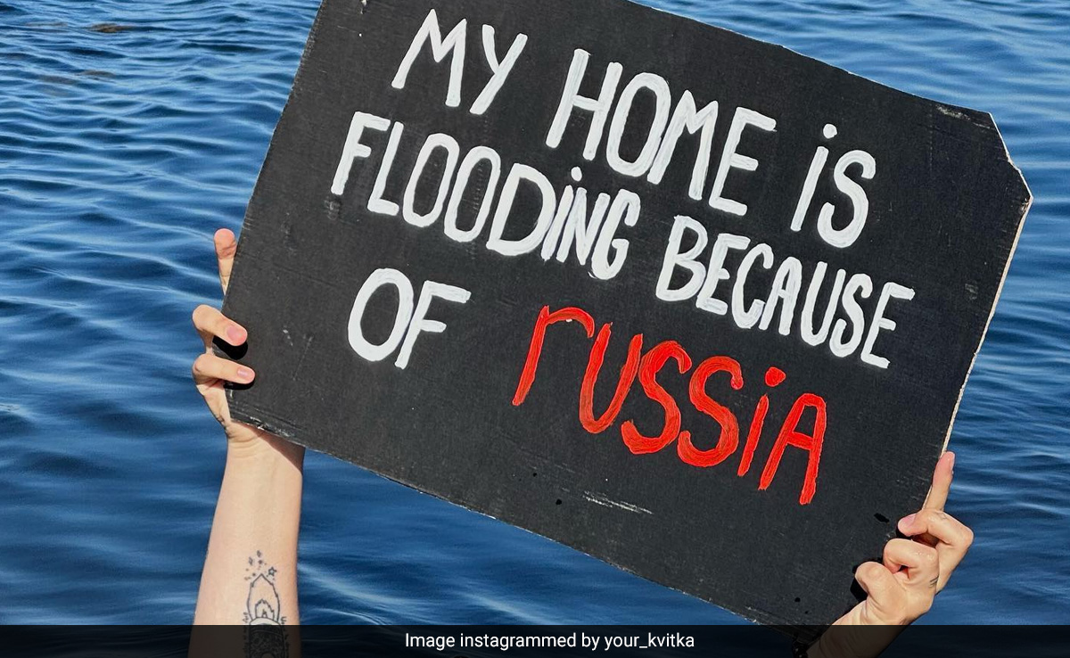 Ukrainian Women, Left Homeless After Dam Disaster, Send Powerful Message To Russia