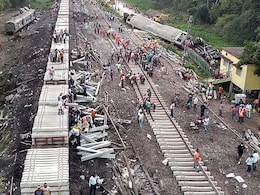 Odisha Train Accident: रेलवे ने बालासोर ट्रेन दुर्घटना को लेकर की CBI जांच की सिफारिश, हादसे में 275 लोगों की हुई है मौत Odisha Train Accident: रेलवे ने बालासोर ट्रेन दुर्घटना को लेकर की CBI जांच की सिफारिश, हादसे में 275 लोगों की हुई है मौत
