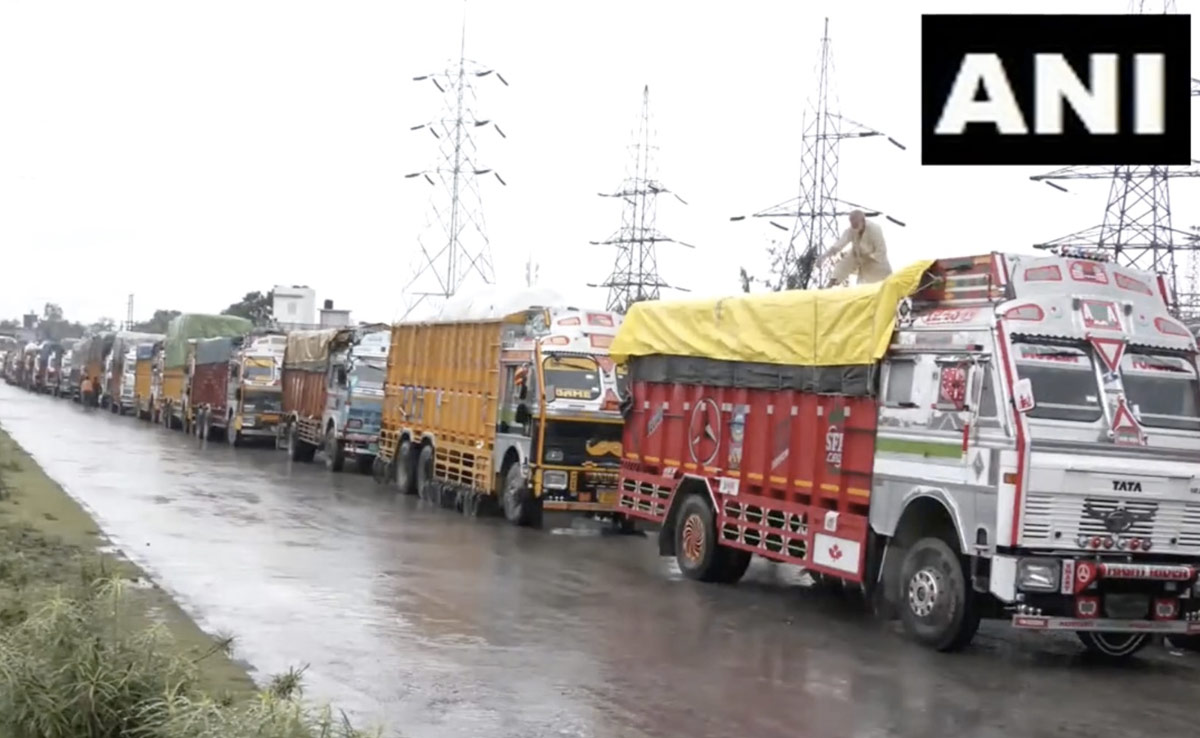 Jammu-Srinagar National Highway Closed Due To Landslide And Heavy Rains