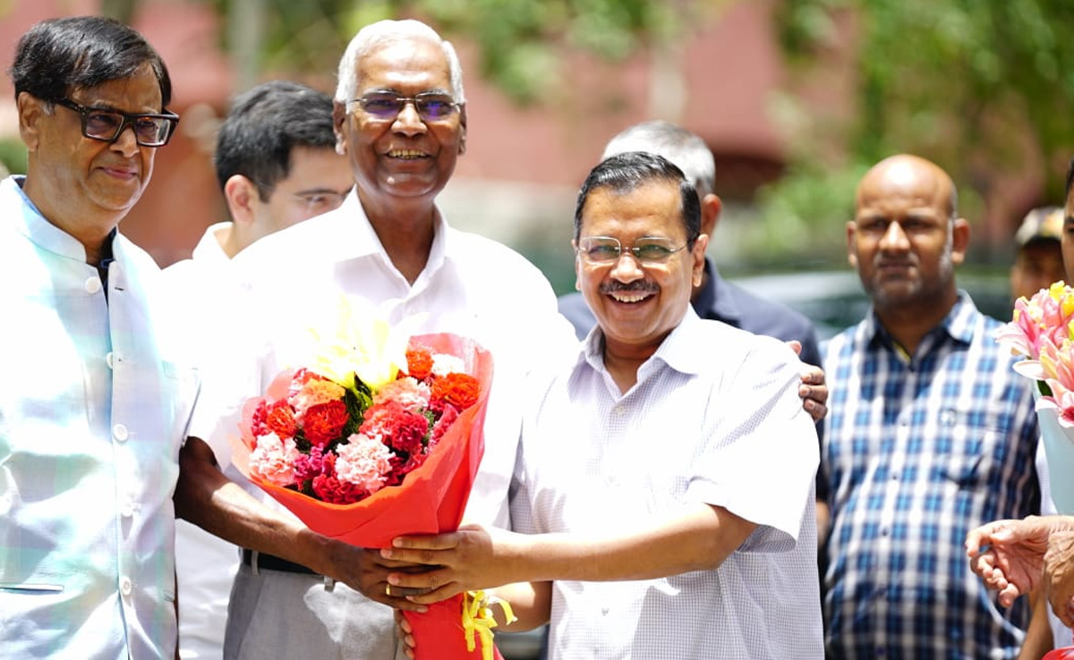 "Atrocious": CPI's D Raja Backs Arvind Kejriwal Over Centre's Ordinance