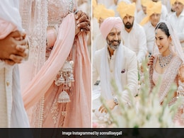 Sonnalli Seygall Is An Ethereal Summer Bride In An Embellished Pink <i>Saree</i> With Silver <i>Kaleeras</i> Sonnalli Seygall Is An Ethereal Summer Bride In An Embellished Pink <i>Saree</i> With Silver <i>Kaleeras</i>