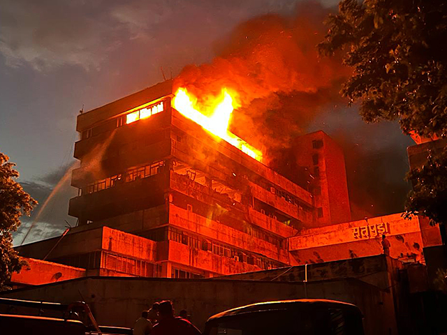 'सतपुड़ा' की आग पर सियासत, आमने-सामने सरकार-विपक्ष