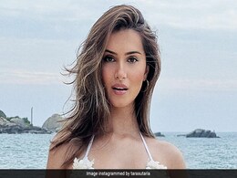 Tara Sutaria "Watches <i>The Little Mermaid</i> Once" And Pulls Off An <i>Ariel</i> In A Seashell Bikini Tara Sutaria "Watches <i>The Little Mermaid</i> Once" And Pulls Off An <i>Ariel</i> In A Seashell Bikini