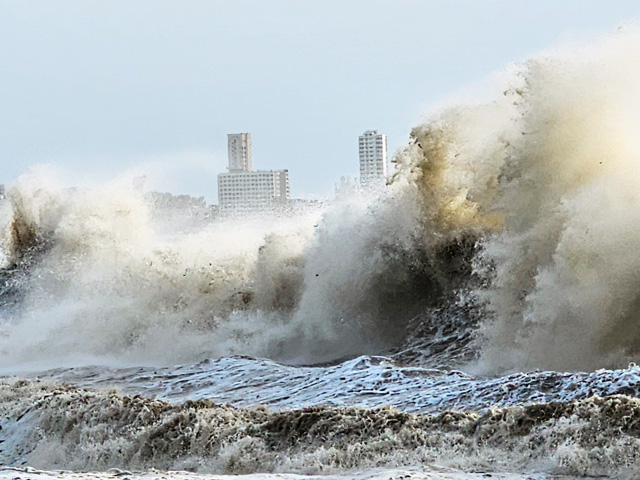 Gujarat Braces For Cyclone, Evacuation In Coastal Villages Today