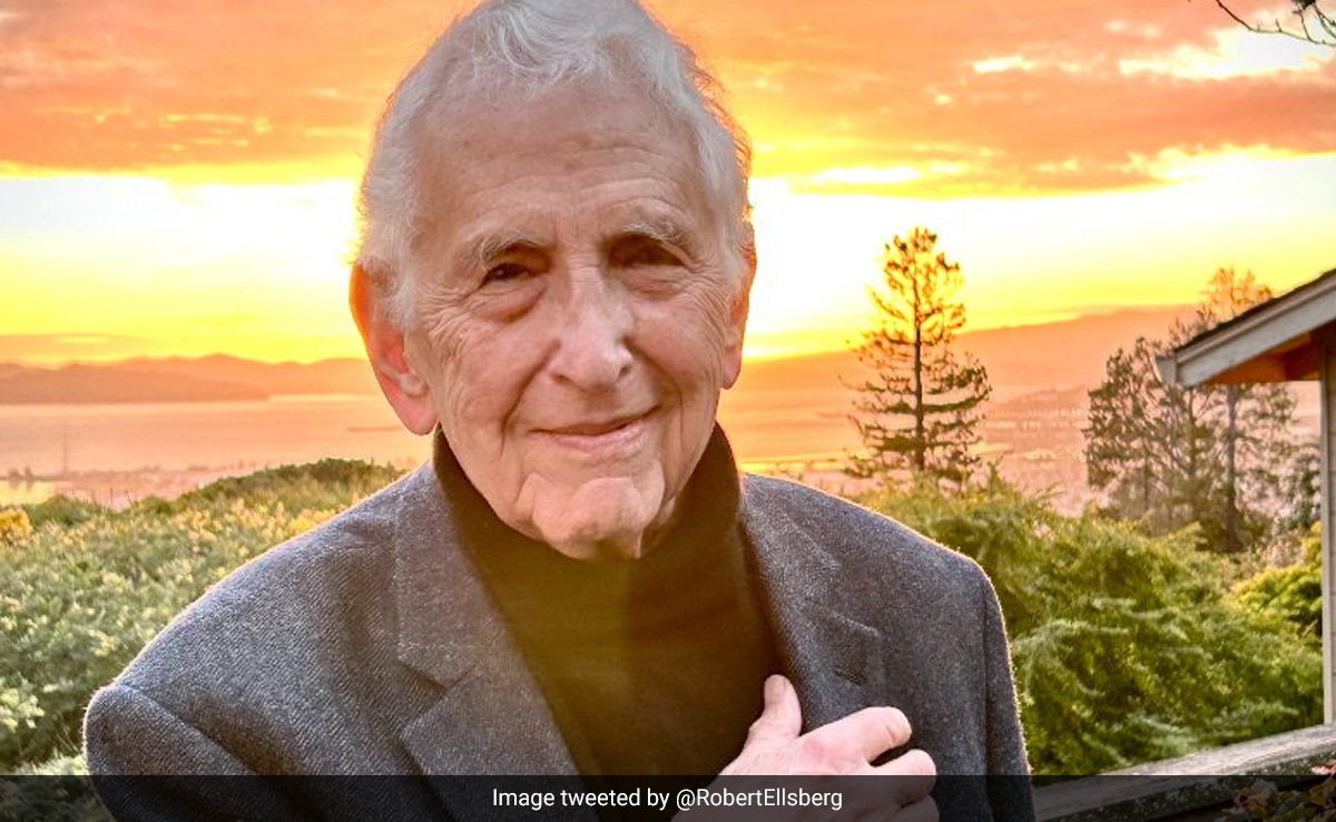 Who Was Daniel Ellsberg, The "Most Dangerous Man In America"