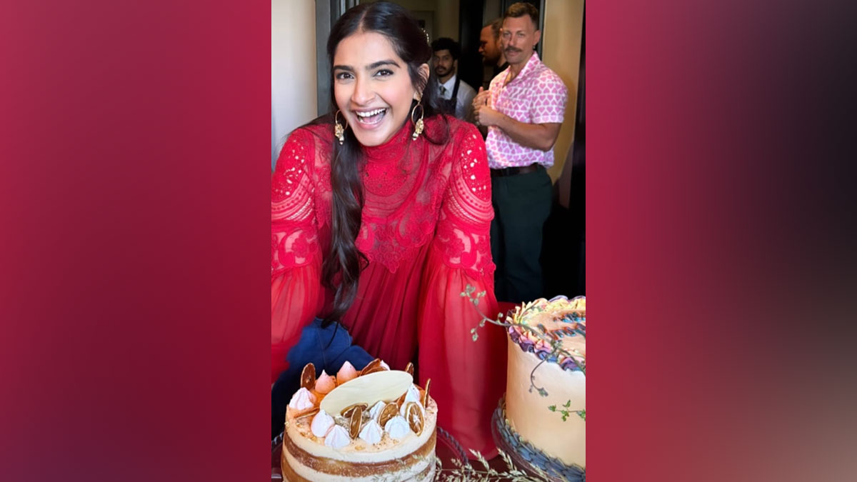 Take A Look At Bhumi Pednekar's Cake-Licious Birthday Wish For Sonam Kapoor