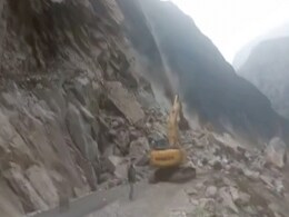 300 People Stranded In Uttarakhand After Massive Landslide Cuts Off Road 300 People Stranded In Uttarakhand After Massive Landslide Cuts Off Road
