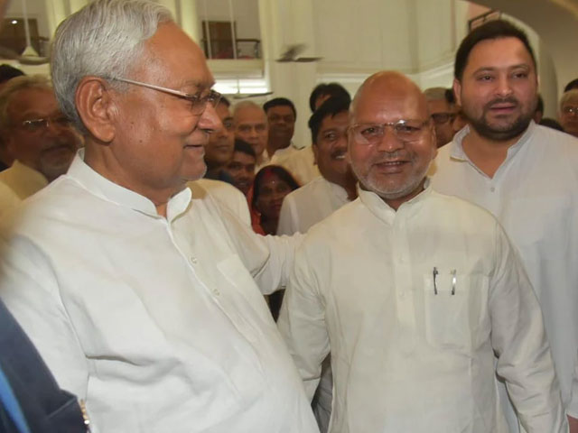 दशरथ मांझी के बेटे भगीरथ, दामाद मिथुन JDU में शामिल