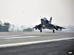 पूर्वांचल एक्सप्रेसवे ही नहीं, भारत की इन 'वर्ल्ड क्लास' सड़कों पर भी गरज सकते हैं फाइटर जेट, जानें कहां-कहां हैं