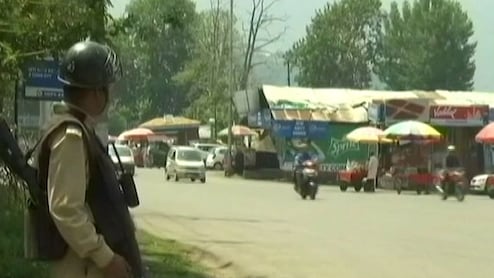 कश्मीर में CIK की तड़के बड़ी कार्रवाई, डॉक्टर से जुड़े ‘व्हाइट-कॉलर आतंकी नेटवर्क’ पर शिकंजा